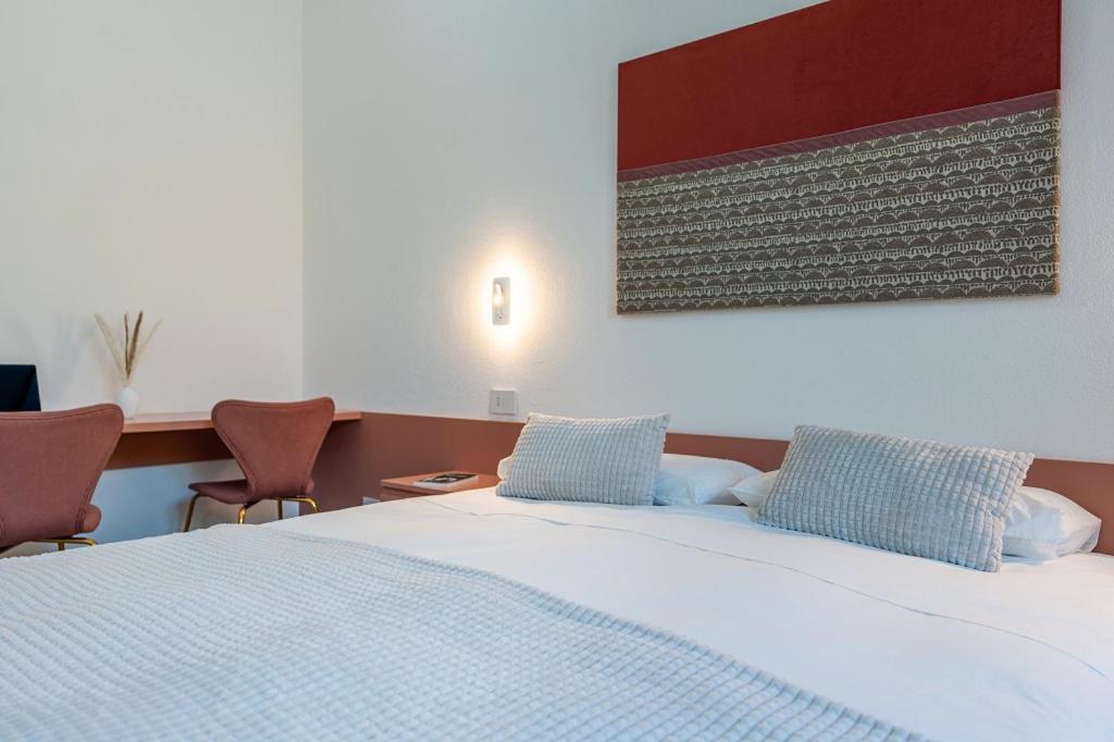 Habitart Otel Monserrato Dış mekan fotoğraf